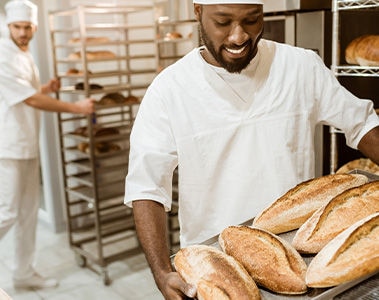 Vous souhaitez obtenir une cuisson plus régulière ? L'heure de la farine a sonné