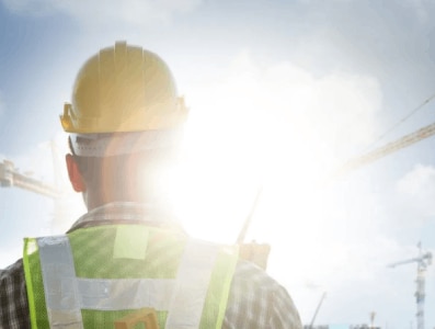 Zonnebrandcrème als essentieel persoonlijk beschermingsmiddel voor alle buitenwerkers